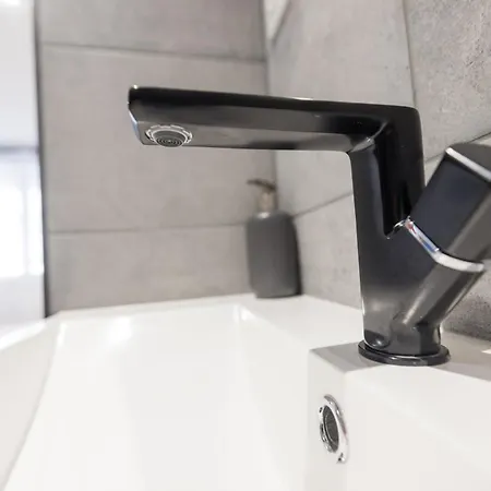 Moissan Chambre Crozet Avec Douche Grenoble