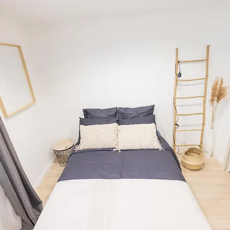Moissan Chambre Crozet Avec Douche * Grenoble