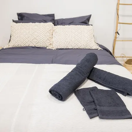 Moissan Chambre Crozet Avec Douche * Grenoble